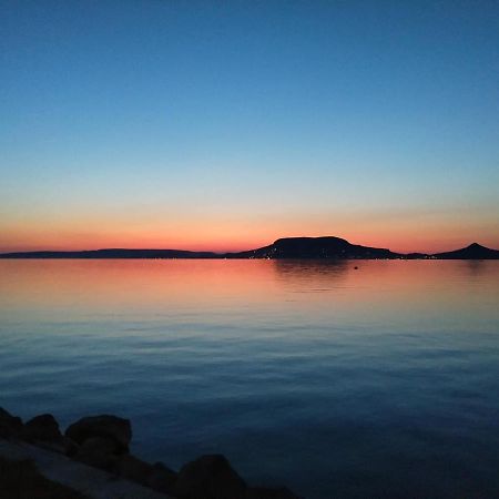 Exclusive Beachfront Villa Fonyód Dış mekan fotoğraf