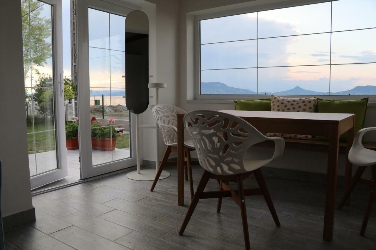 Exclusive Beachfront Villa Fonyód Dış mekan fotoğraf